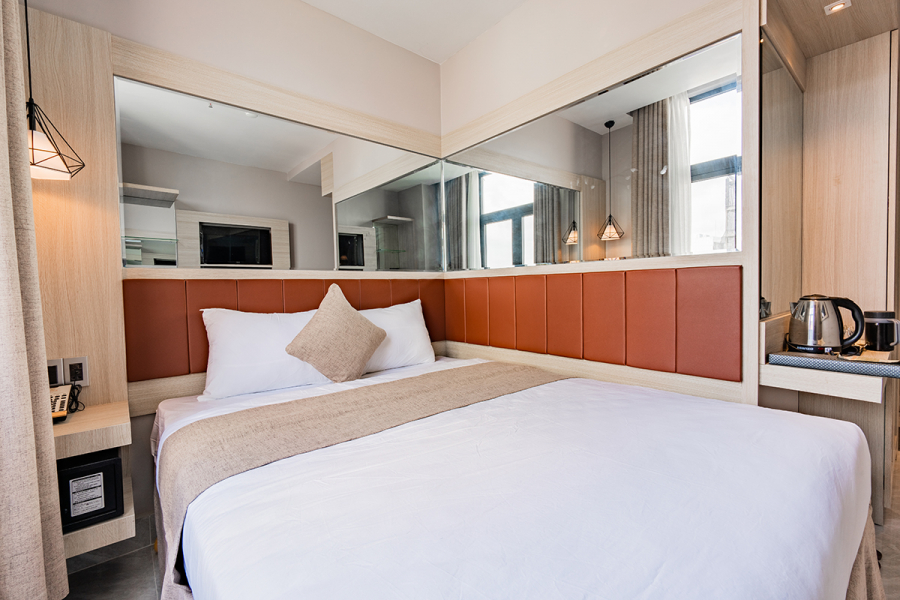 SUPERIOR DOUBLE  - HƯỚNG PHỐ